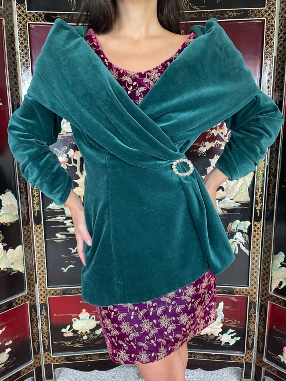 1980s Old Hollywood Glamour velvet manteau